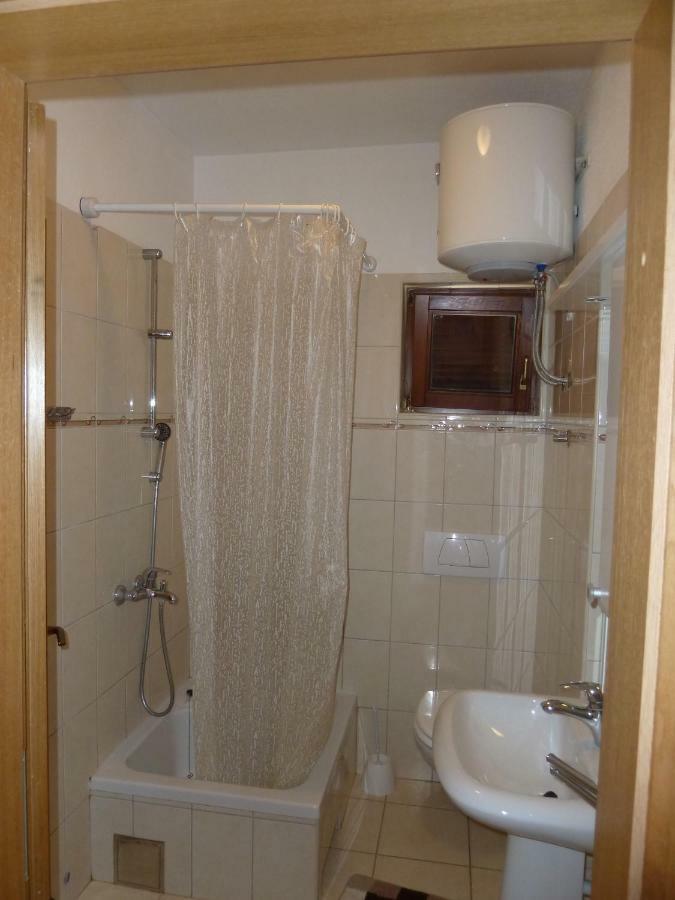 Apartments Davor Jadrtovac Bilik gambar